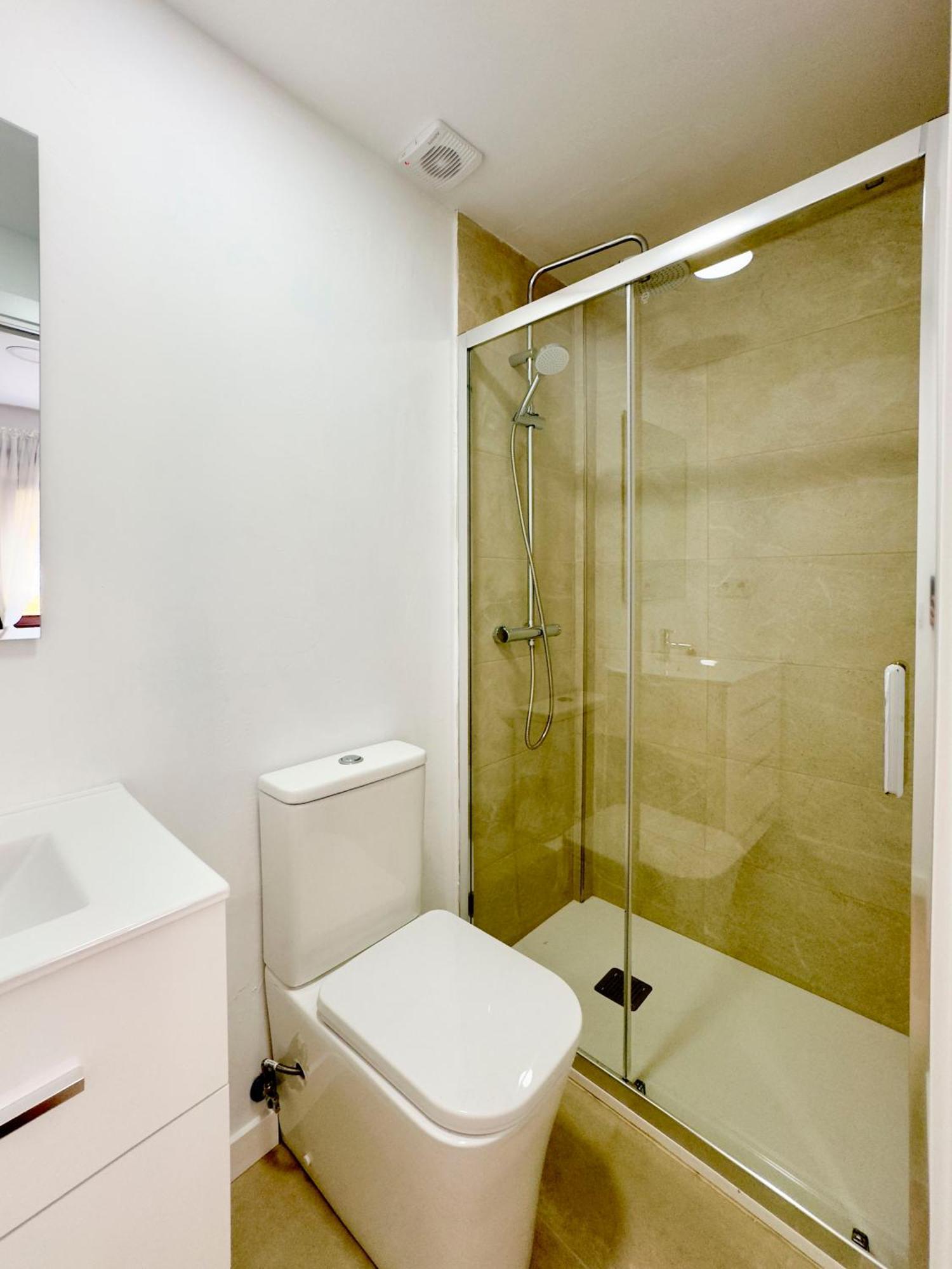 Apartamento Hawkins Costa 2A Apartment อัลเฮซิราส ภายนอก รูปภาพ